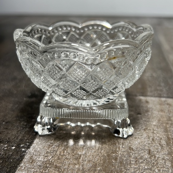 Vintage Clear Glass Pedestal Dish Lot of Detail - Picture 1 of 6